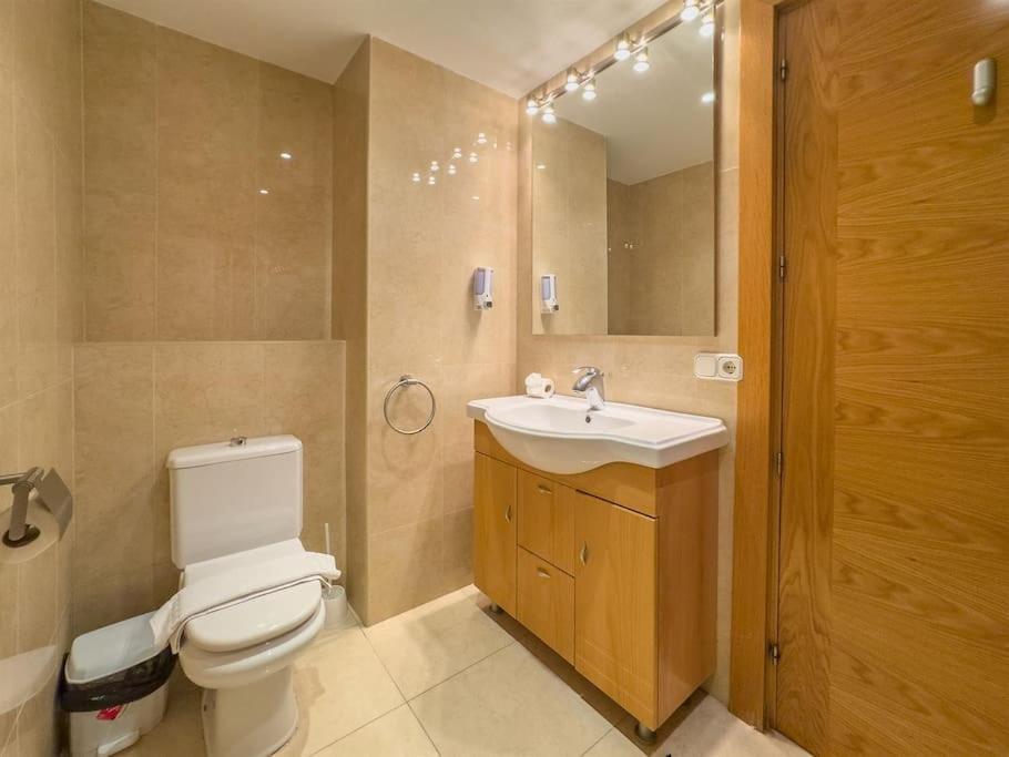 Apartment Skol 1a- 2 Bedrooms Sea Views