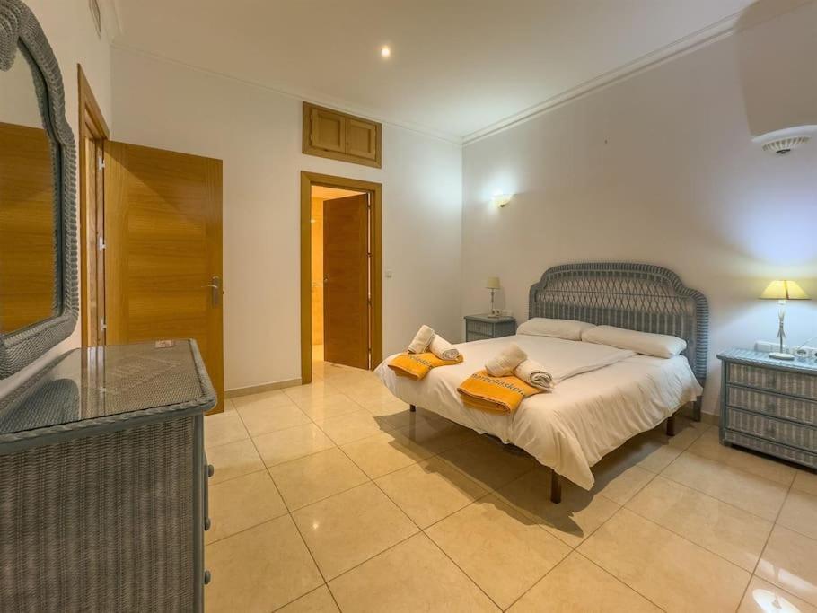 Apartment Skol 1a- 2 Bedrooms Sea Views Marbella